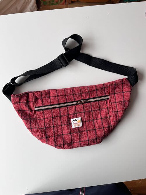 Banane XL à carreaux